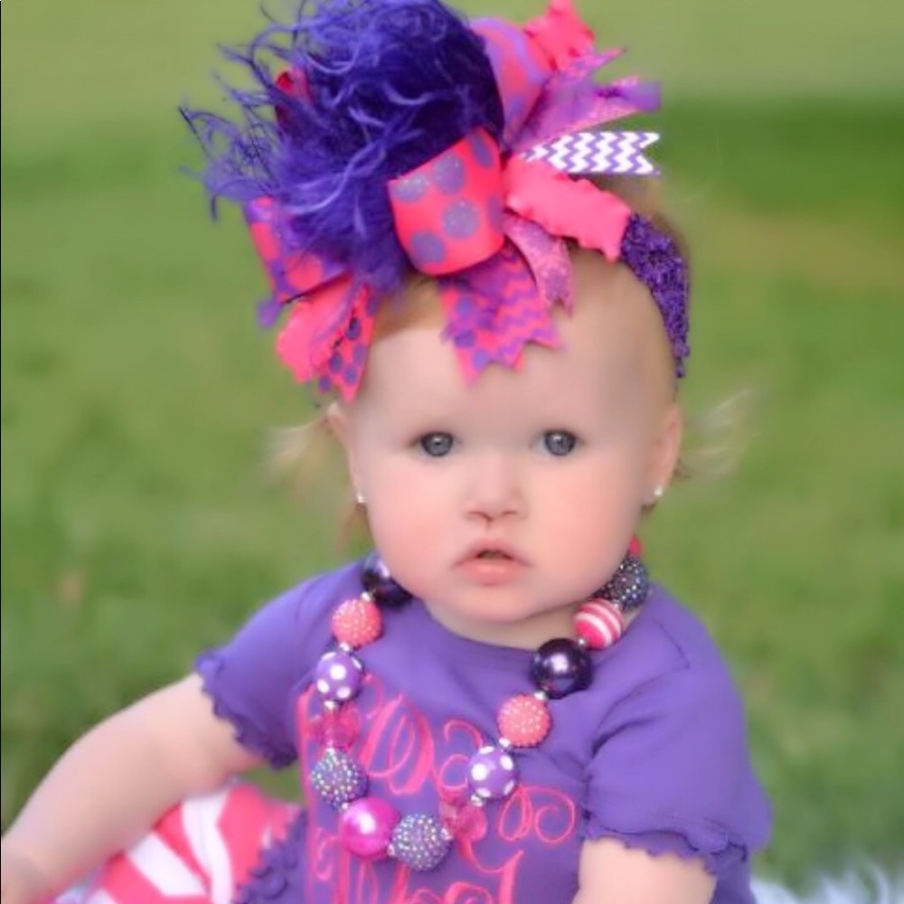 Custom made hair bows! Cutest!